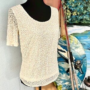 NWT,Vera Mont,Sequined Top,Ivory, Perfect for Layering,Gorgeous Blouse,Size 8
